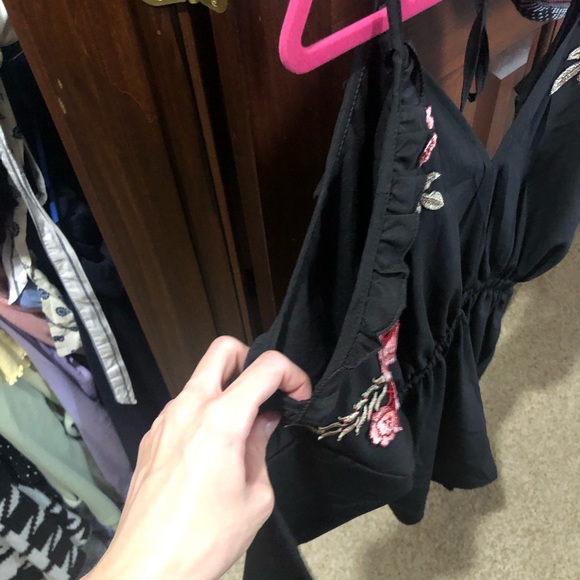 Adorable romper with floral detailing! - Picture 3 of 4